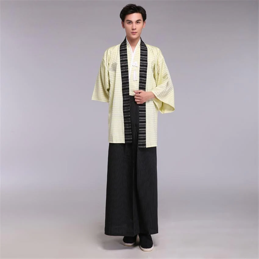 https://kimonomundo.com/wp-content/uploads/2023/02/kimono-japonais-homme-traditionnel-s-379_5000x.webp